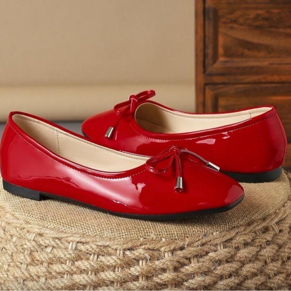 Women's Fashionable Square Toe Buckle Detailed Flat Shoes Autumn - Picture 3 of 4